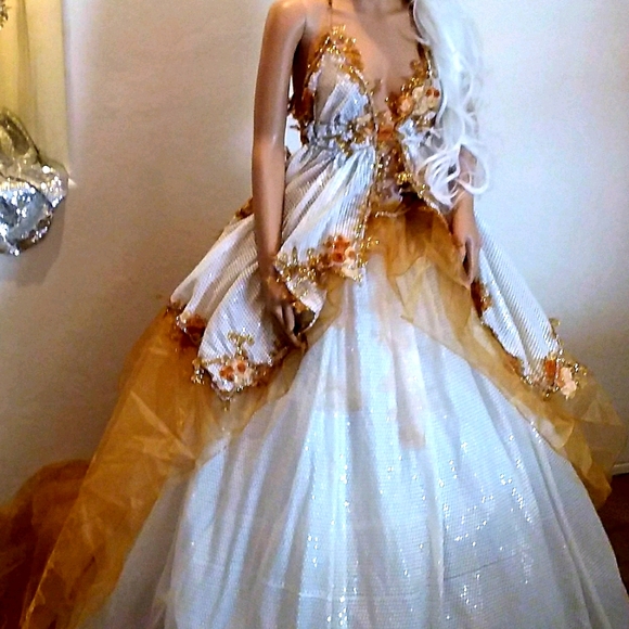 SAMPLE GOWN ONLY-ASHANTI White & Gold Sequin Boho Wedding Ballgown - Picture 3 of 6